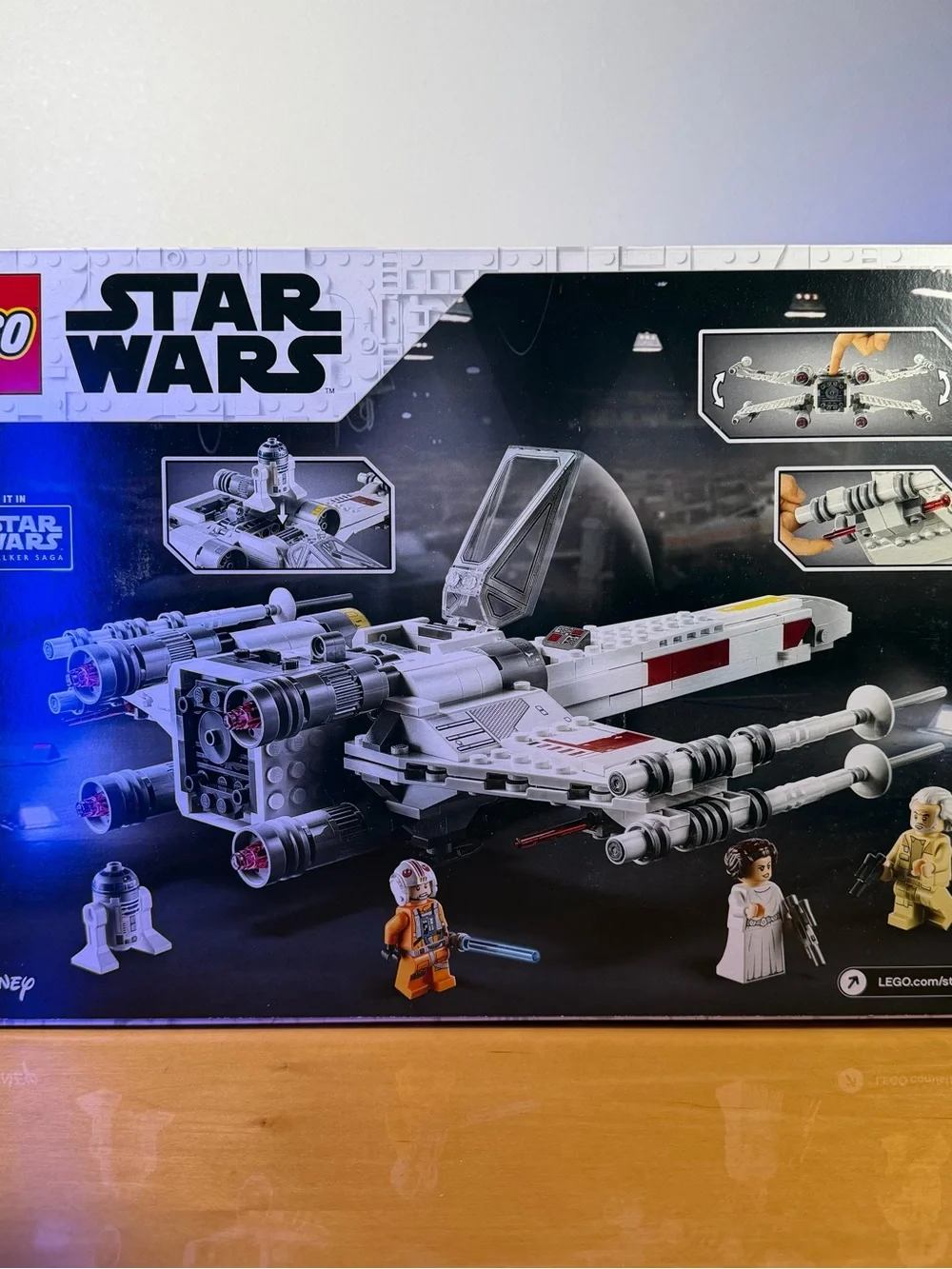 LEGO Star Wars Luke Skywalker X-Wing Fighter - White, Gray & Red